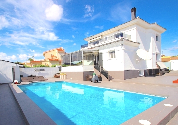 Chalet - Villa - Venta - Rojales - Ciudad Quesada