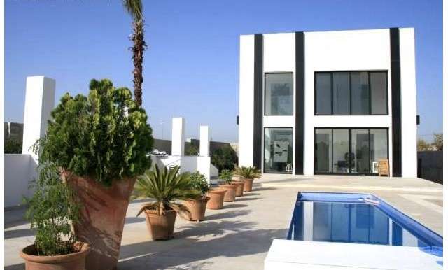 Villa - Sale - Crevillente - Crevillente