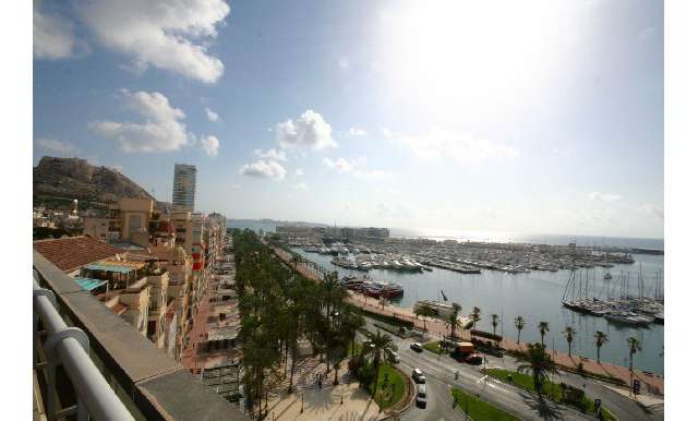 Atico - Venta - A-ALICANTE CAPITAL - CENTRO