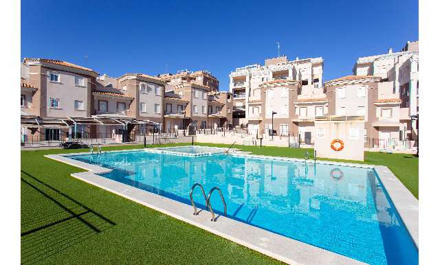 Bungalow - Chalet - adosado - Venta - Santa Pola - Gran Alacant