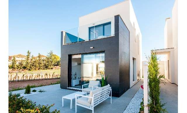 Дом - Продажа - A-TORREVIEJA - Punta Prima