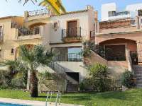 Venta - Bungalow - Chalet - adosado - A-ORIHUELA COSTA - COSTA Villamartin