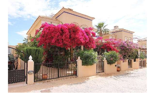 Bungalow - Chalet - adosado - Venta - A-ORIHUELA COSTA - Campoamor