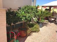 Venta - Bungalow - Chalet - adosado - A-GUARDAMAR DEL SEGURA - Sur (rotonda entrada)