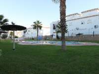 Venta - Bungalow - Chalet - adosado - A-TORREVIEJA - Punta Prima