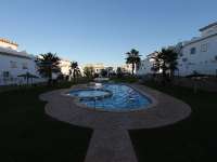 Venta - Bungalow - Chalet - adosado - A-TORREVIEJA - Punta Prima