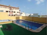 Venta - Bungalow - Chalet - adosado - A-GUARDAMAR DEL SEGURA - Sur (rotonda entrada)