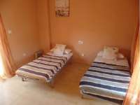 Venta - Bungalow - Chalet - adosado - A-GUARDAMAR DEL SEGURA - Sur (rotonda entrada)