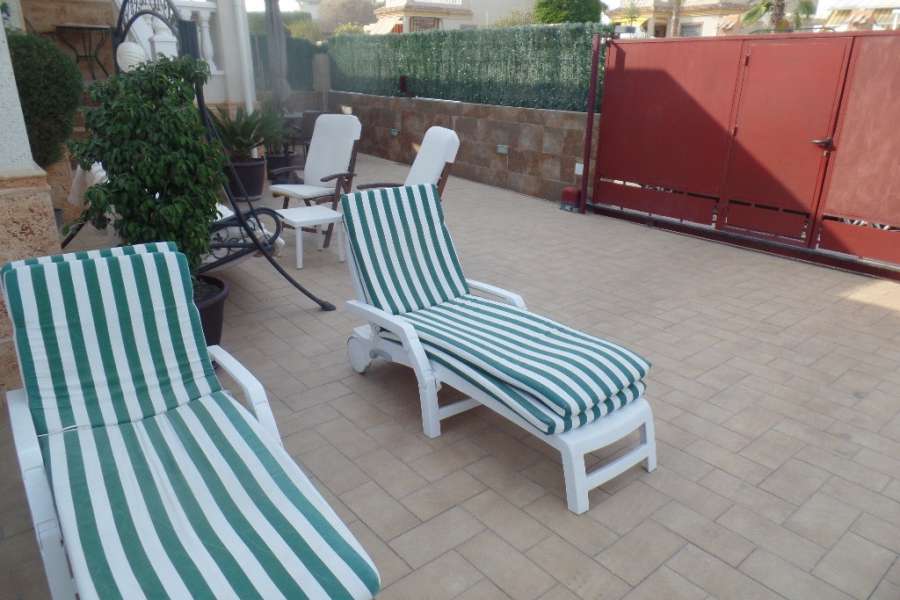 Venta - Chalet - Villa - La Marina - Urbanizaciones