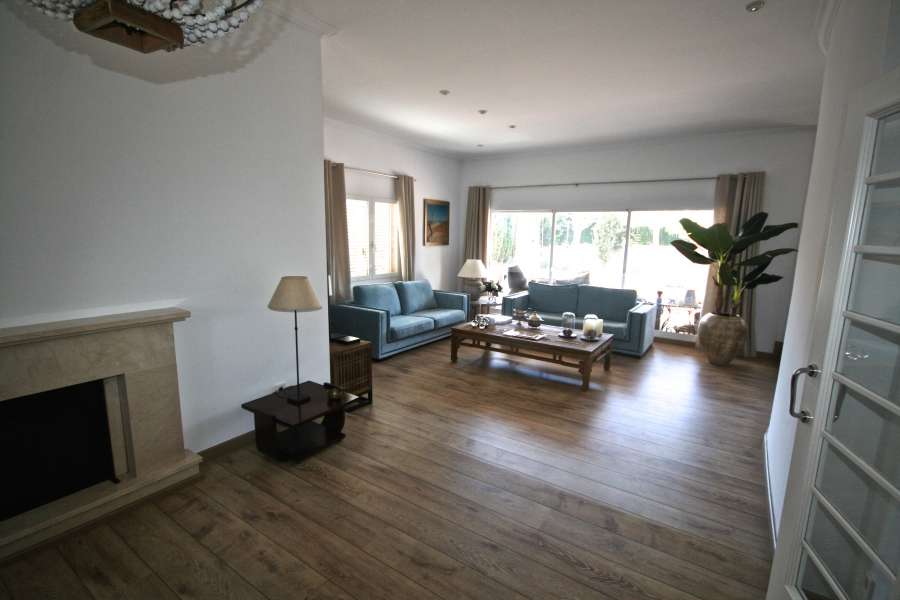 Venta/Alquiler - Chalet - Villa - Muchamiel - La Almajada