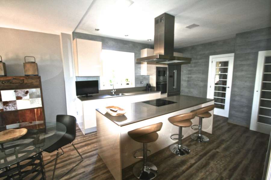 Venta/Alquiler - Chalet - Villa - Muchamiel - La Almajada