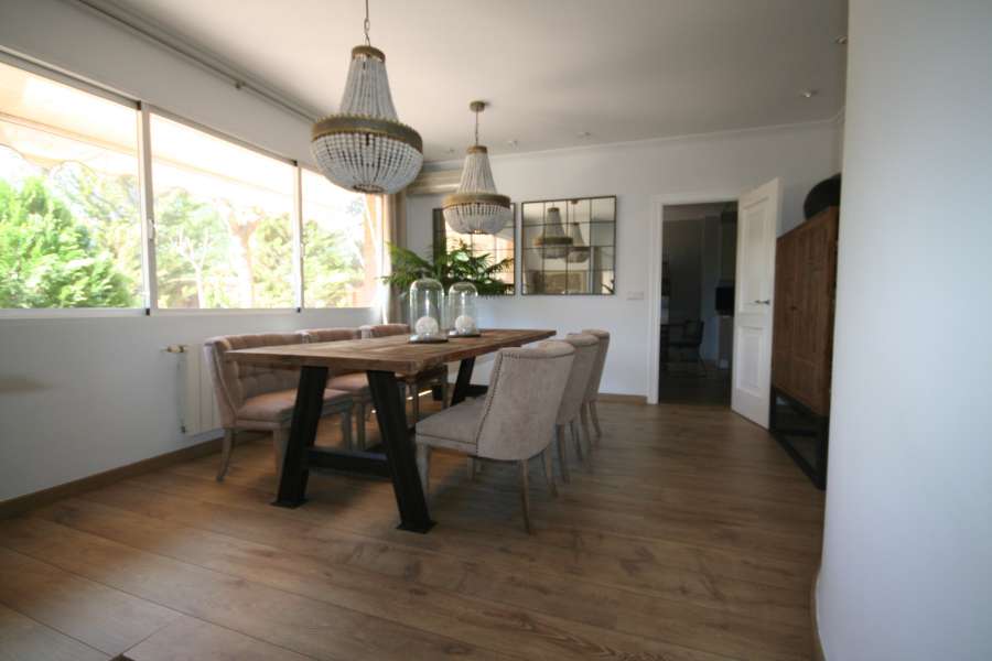 Venta/Alquiler - Chalet - Villa - Muchamiel - La Almajada