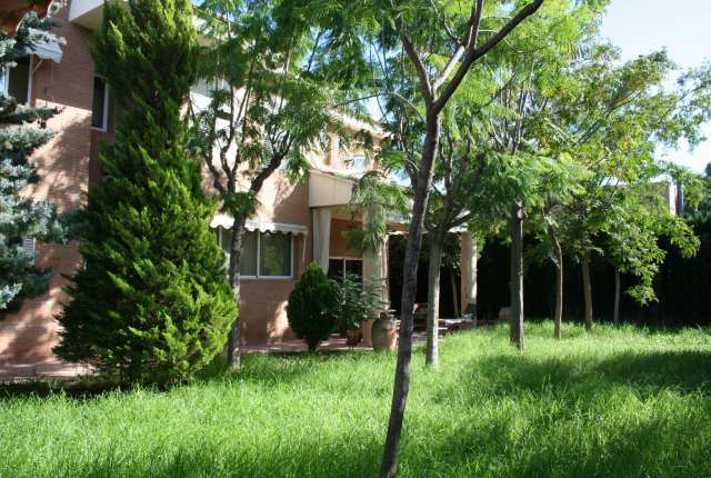 Chalet - Villa - Venta/Alquiler - Muchamiel - La Almajada