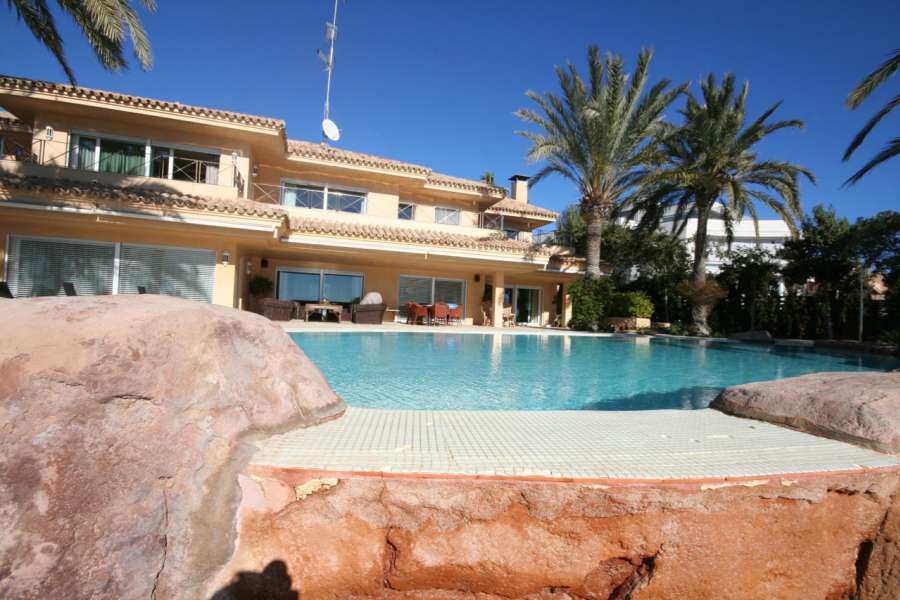 Venta - Chalet - Villa - A-ALICANTE CAPITAL - SAN JUAN PLAYA-CABO HUERTAS