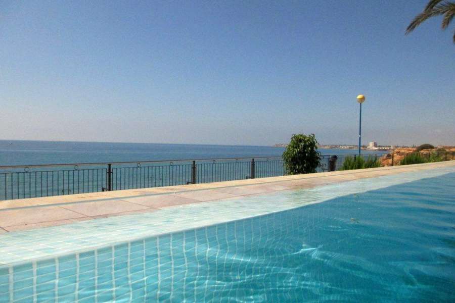 Venta - Chalet - Villa - A-ORIHUELA COSTA - COSTA Villamartin