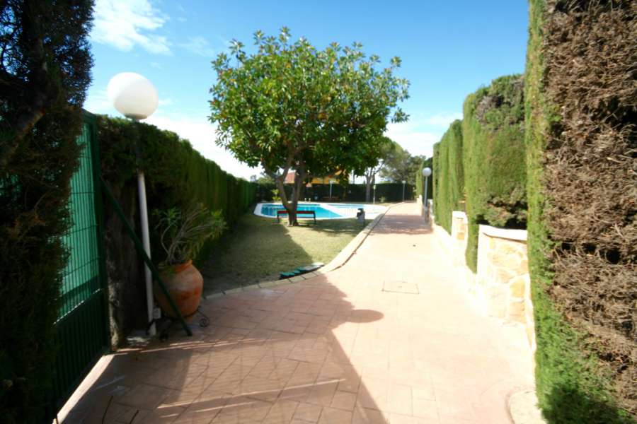 Sale - Bungalow - Chalet - adosado - A-ALICANTE CAPITAL - SAN JUAN PLAYA-CABO HUERTAS
