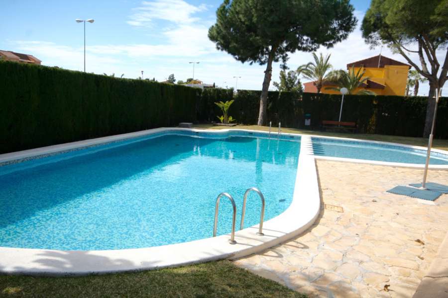 Sale - Bungalow - Chalet - adosado - A-ALICANTE CAPITAL - SAN JUAN PLAYA-CABO HUERTAS