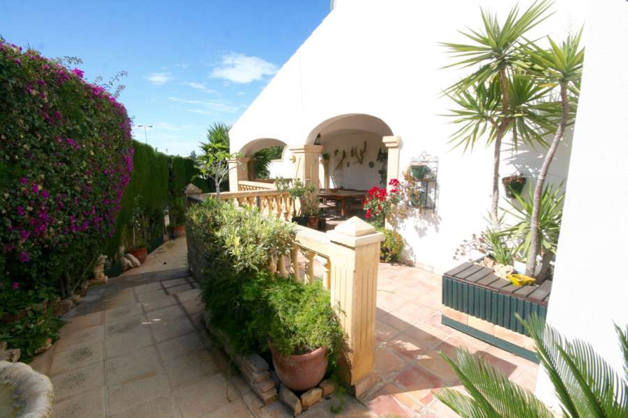 Sale - Bungalow - Chalet - adosado - A-ALICANTE CAPITAL - SAN JUAN PLAYA-CABO HUERTAS