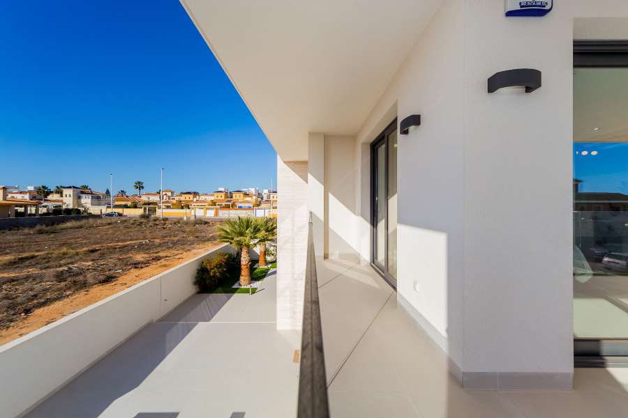 Venta - Chalet - Villa - A-ORIHUELA COSTA - COSTA Villamartin