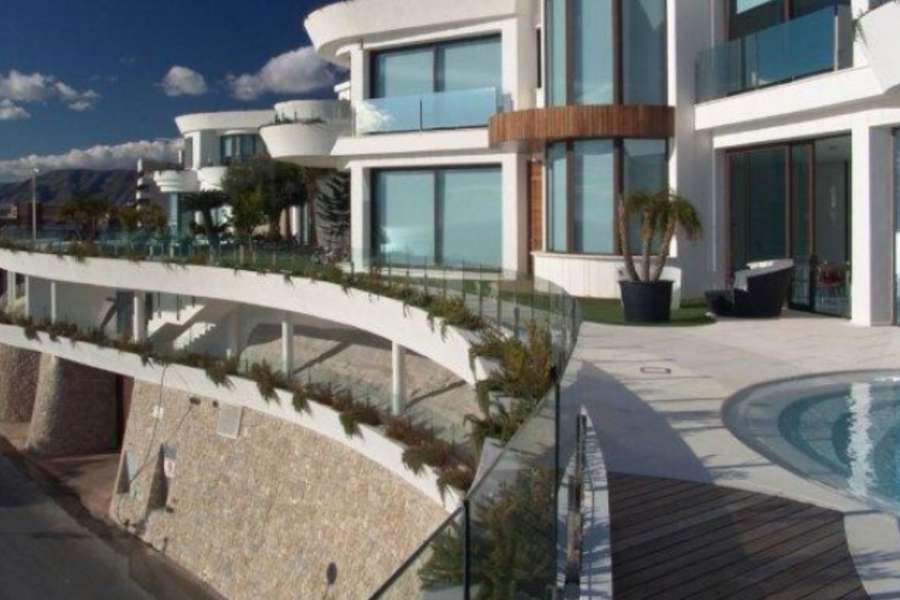 Venta - Chalet - Villa - A-BENIDORM - Benidorm