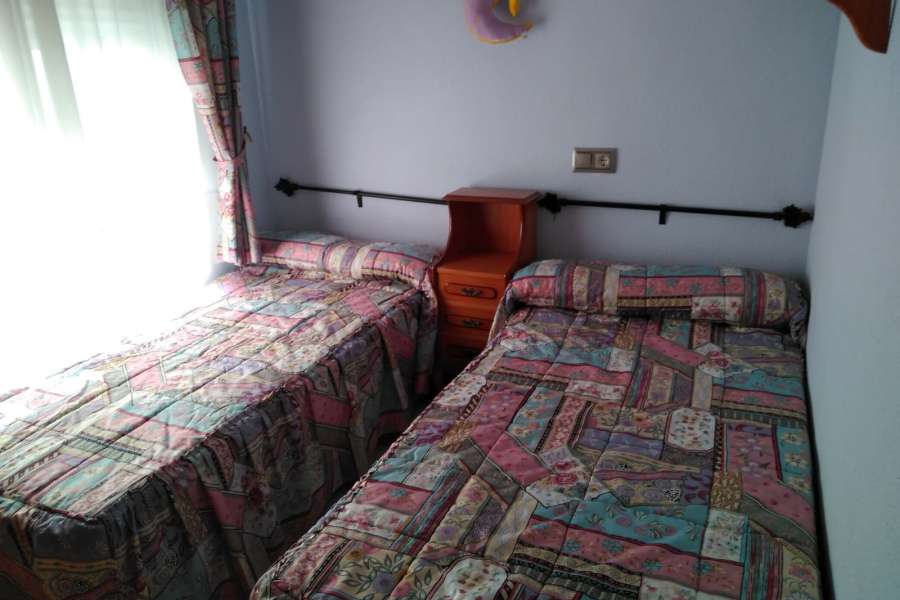 Venta - Piso - apartamento - A-GUARDAMAR DEL SEGURA - Plaza Porticada