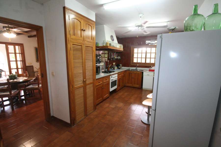 Venta - Chalet - Villa - A-ALICANTE CAPITAL - Vistahermosa