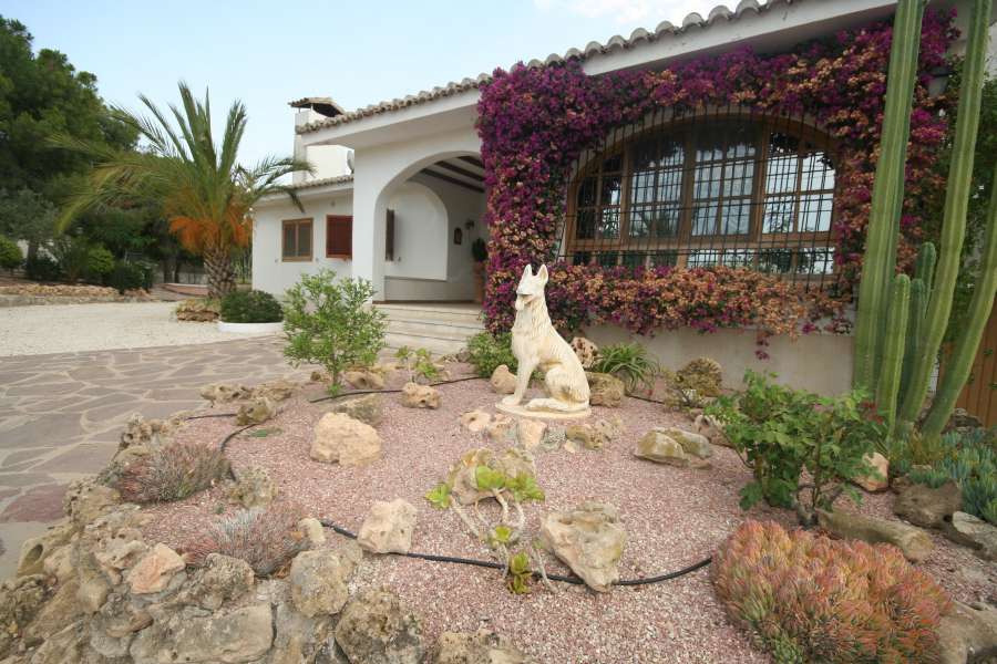 Venta - Chalet - Villa - A-ALICANTE CAPITAL - Vistahermosa