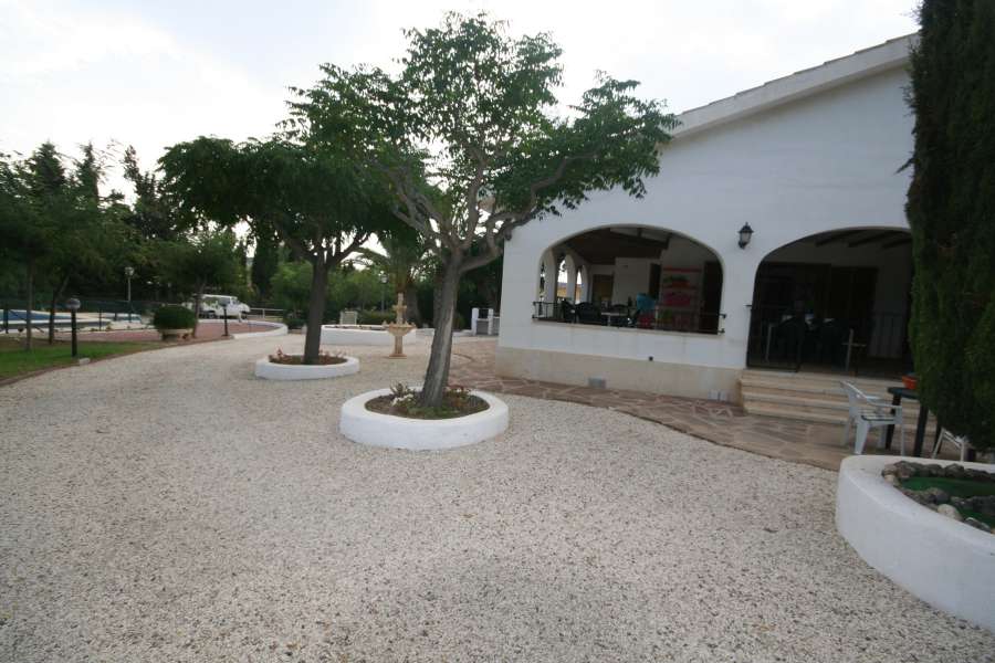 Venta - Chalet - Villa - A-ALICANTE CAPITAL - Vistahermosa