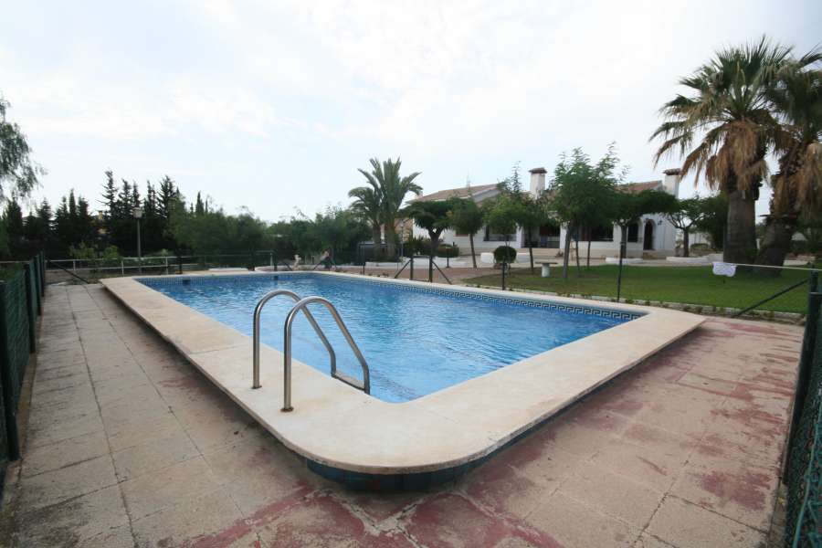 Venta - Chalet - Villa - A-ALICANTE CAPITAL - Vistahermosa