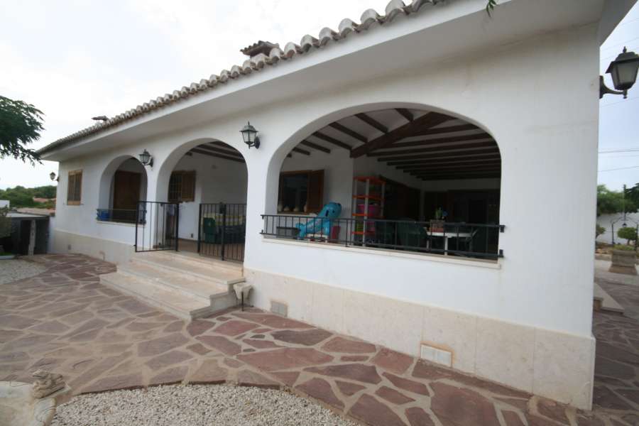 Venta - Chalet - Villa - A-ALICANTE CAPITAL - Vistahermosa