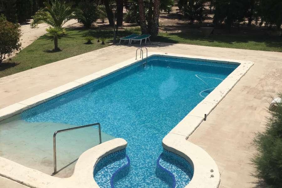 Sale - Villa - Monovar