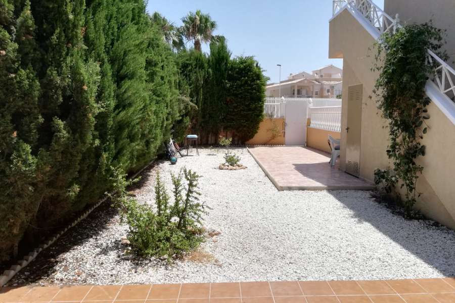 Продажа - Бунгало/Taунхаус - A-TORREVIEJA - La Siesta