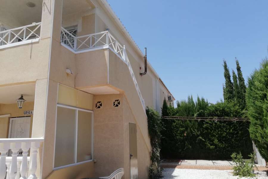 Продажа - Бунгало/Taунхаус - A-TORREVIEJA - La Siesta