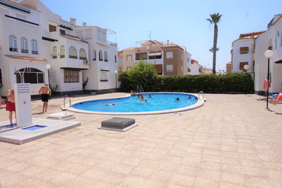 Venta - Bungalow - Chalet - adosado - A-TORREVIEJA - Playa los Naufragos