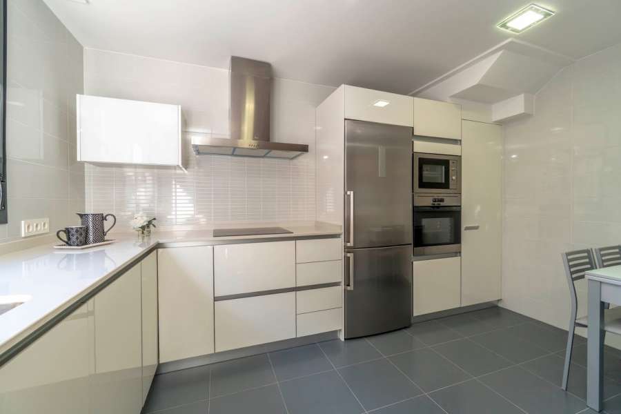 Sale - Bungalow - Chalet - adosado - Santa Pola