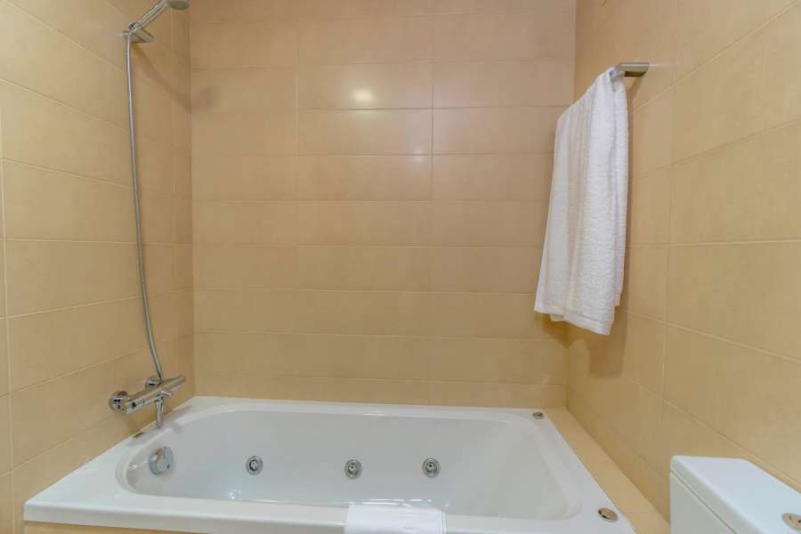 Sale - Bungalow - Chalet - adosado - Santa Pola