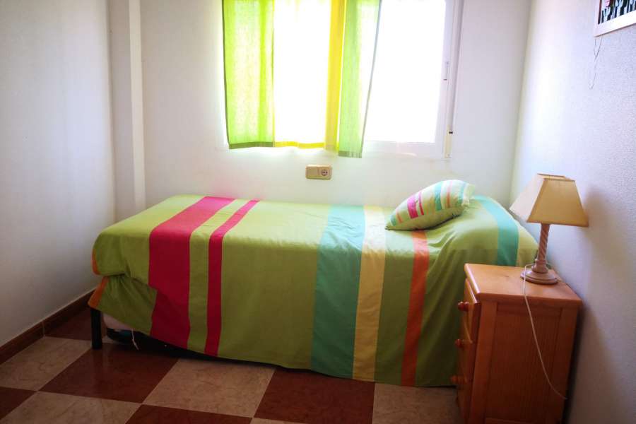 Venta - Bungalow - Chalet - adosado - A-GUARDAMAR DEL SEGURA - Oeste (Eden-Raso)