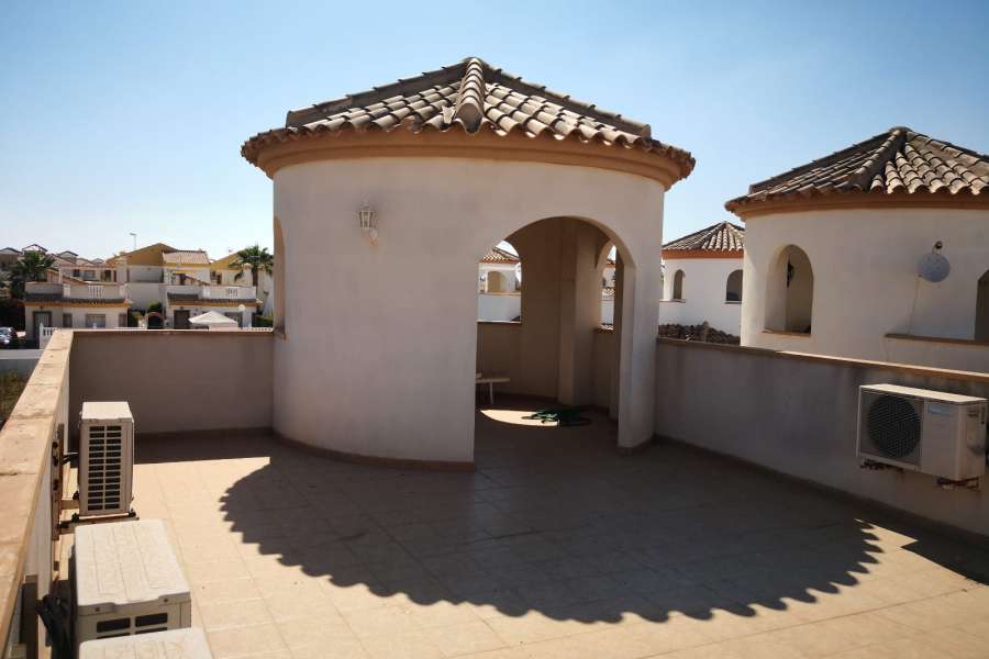 Venta - Bungalow - Chalet - adosado - A-GUARDAMAR DEL SEGURA - Oeste (Eden-Raso)