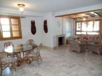 Venta - Bungalow - Chalet - adosado - A-GUARDAMAR DEL SEGURA - Sur (rotonda entrada)