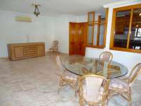 Venta - Bungalow - Chalet - adosado - A-GUARDAMAR DEL SEGURA - Sur (rotonda entrada)