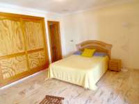 Venta - Bungalow - Chalet - adosado - A-GUARDAMAR DEL SEGURA - Sur (rotonda entrada)
