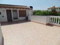Venta - Bungalow - Chalet - adosado - A-GUARDAMAR DEL SEGURA - Sur (rotonda entrada)