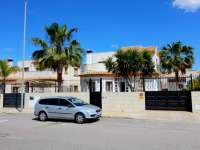 Venta - Chalet - Villa - A-GUARDAMAR DEL SEGURA - Oeste (Eden-Raso)