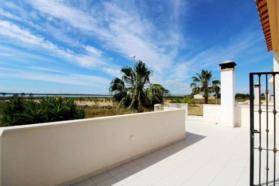 Venta - Chalet - Villa - A-GUARDAMAR DEL SEGURA - Oeste (Eden-Raso)