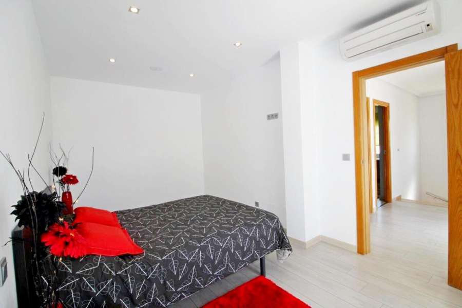 Venta - Chalet - Villa - A-GUARDAMAR DEL SEGURA - Oeste (Eden-Raso)