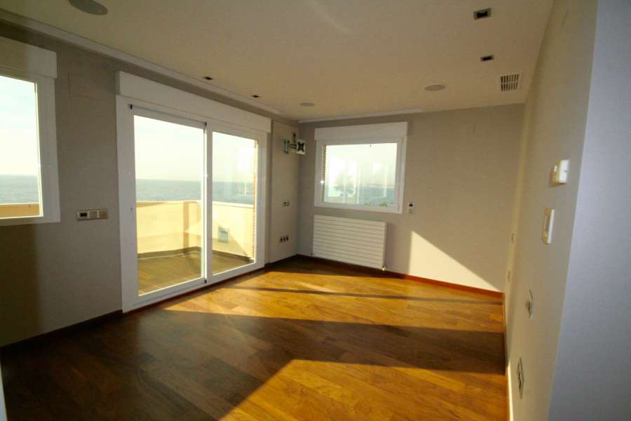 Venta - Chalet - Villa - A-ALICANTE CAPITAL - SAN JUAN PLAYA-CABO HUERTAS