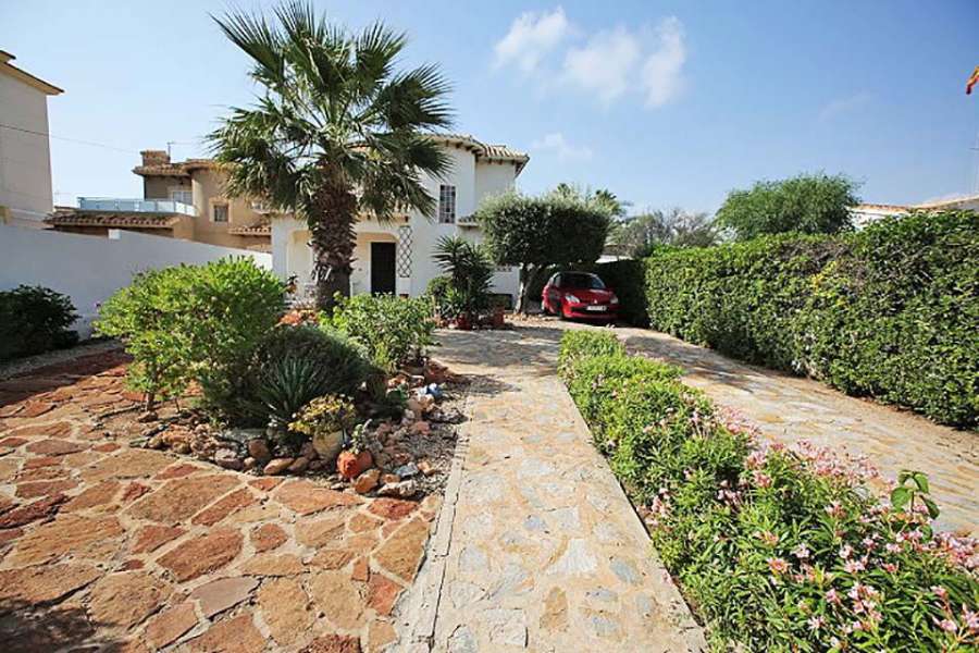 Venta - Chalet - Villa - A-ORIHUELA COSTA - COSTA Playa Flamenca