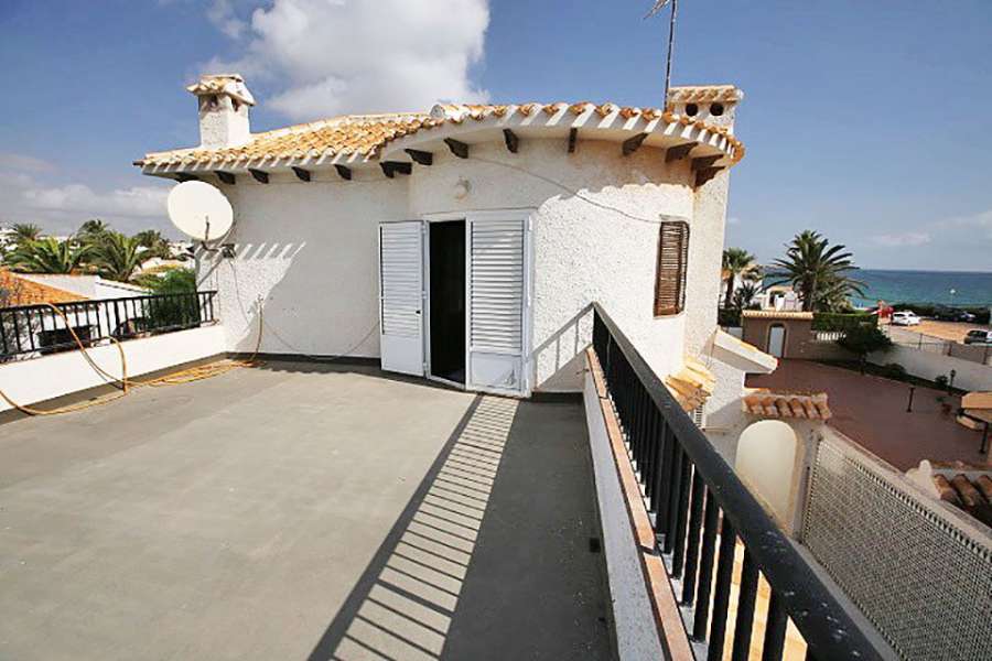 Venta - Chalet - Villa - A-ORIHUELA COSTA - COSTA Playa Flamenca
