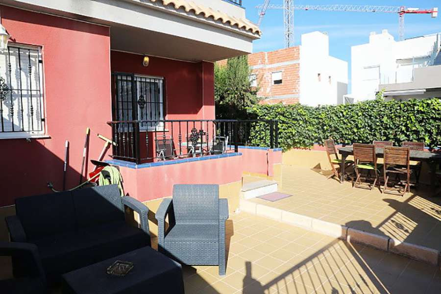 Venta - Bungalow - Chalet - adosado - A-TORREVIEJA - Aguas Nuevas