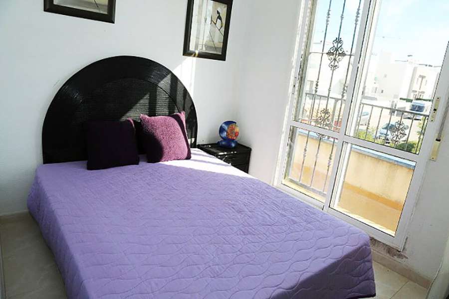 Venta - Bungalow - Chalet - adosado - A-TORREVIEJA - Aguas Nuevas